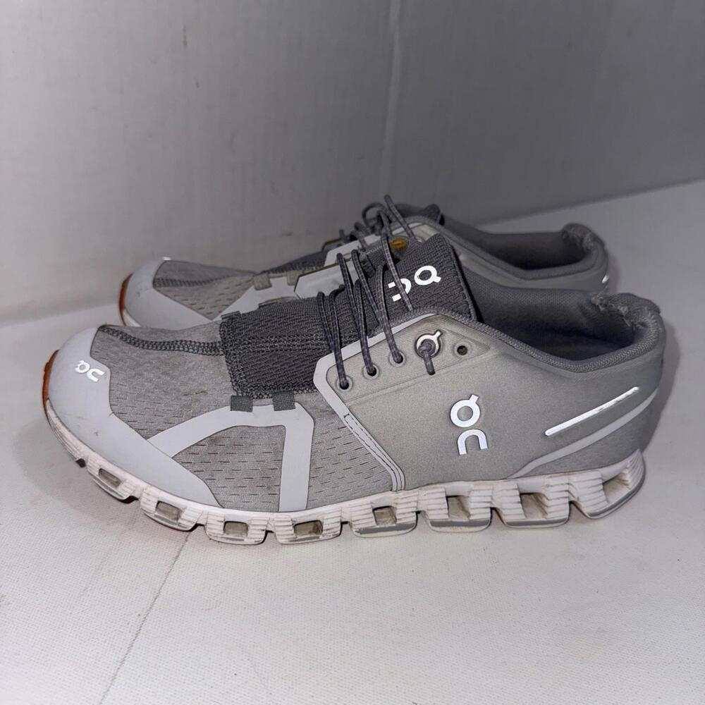 Womens Grey OC On Cloud Preppy Athleisure Gym Running Training Shoes Womens 8.5